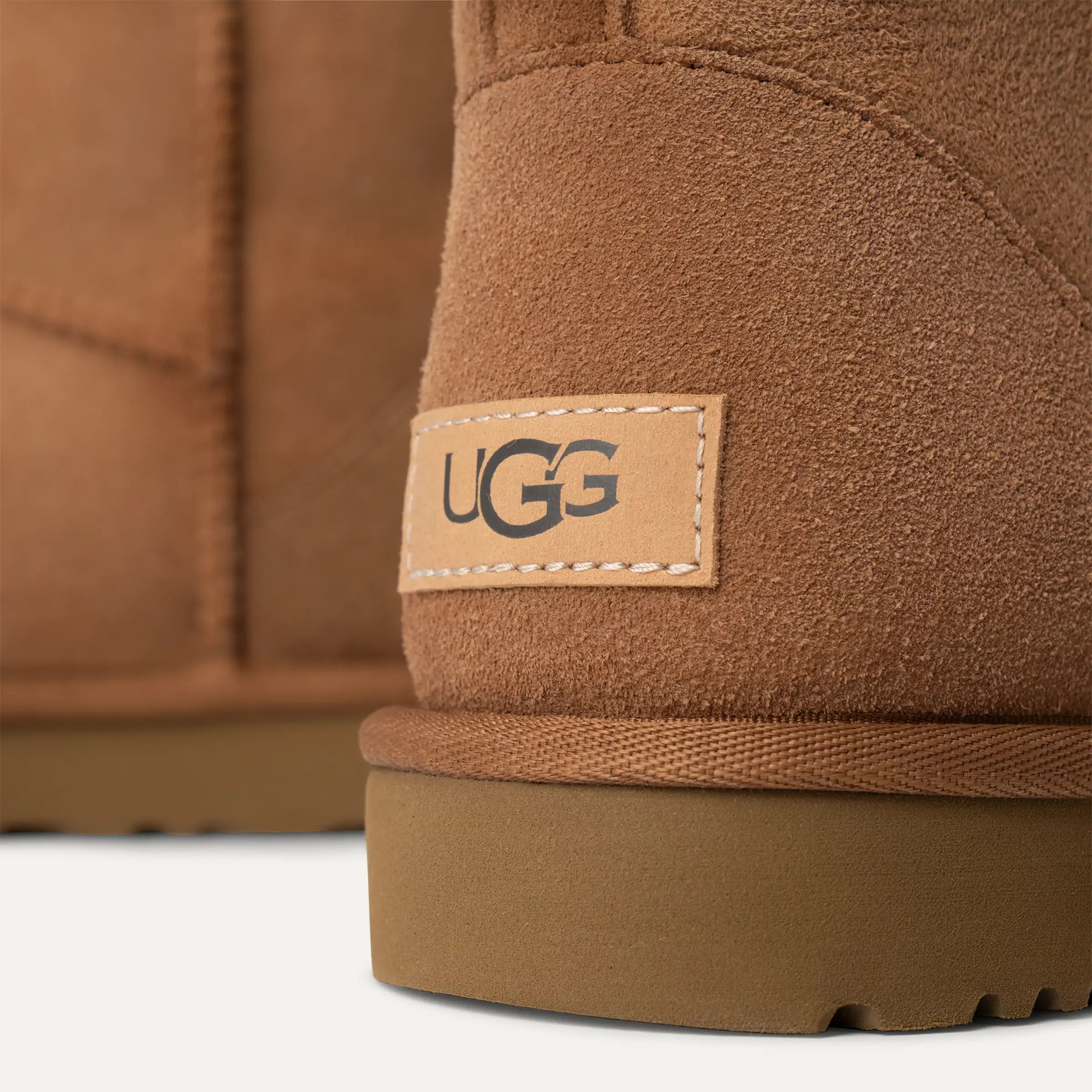 UGG CLASSIC MINI CHESTNUT