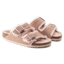 Carica l&#39;immagine nel visualizzatore di Gallery, Birkenstock Arizona Shearling Light Rose
