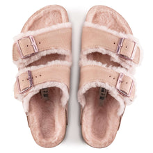 Carica l&#39;immagine nel visualizzatore di Gallery, Birkenstock Arizona Shearling Light Rose
