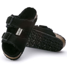 Carica l&#39;immagine nel visualizzatore di Gallery, Birkenstock Arizona Shearling Black
