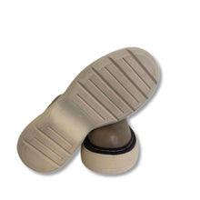 Carica l&#39;immagine nel visualizzatore di Gallery, Lace up shoes
