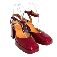 Carica l&#39;immagine nel visualizzatore di Gallery, Slingback in vernice
