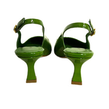 Carica l&#39;immagine nel visualizzatore di Gallery, Slingback in vernice
