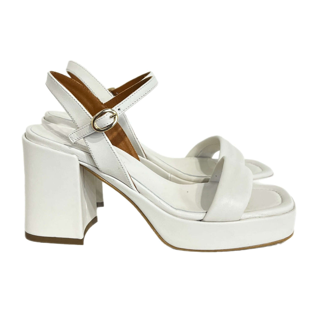 Sandali in pelle