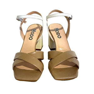 Sandali in pelle