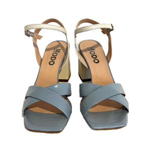 Sandali in pelle