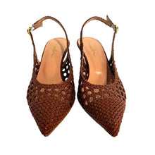 Carica l&#39;immagine nel visualizzatore di Gallery, Slingback traforata
