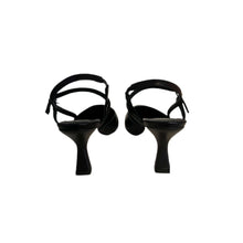 Carica l&#39;immagine nel visualizzatore di Gallery, Slingback con cinturino
