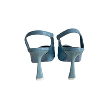Carica l&#39;immagine nel visualizzatore di Gallery, Slingback in vernice
