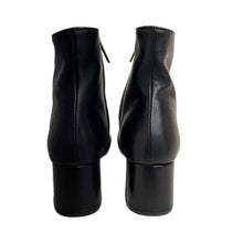 Carica l&#39;immagine nel visualizzatore di Gallery, Ankle Boots
