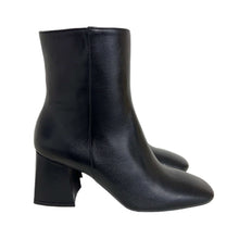 Carica l&#39;immagine nel visualizzatore di Gallery, Ankle Boots
