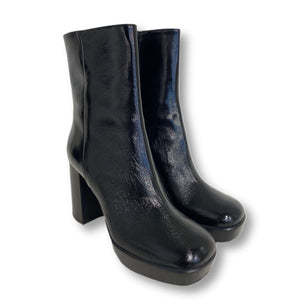 Ankle boots square boots