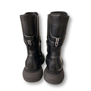 Combat boots